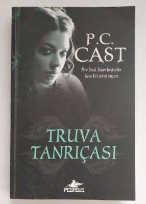 P. C. Cast Truva Tanrıçası Pegasus Yayınları - 1