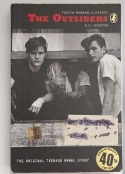 S. E. Hinton The Outsiders - 1